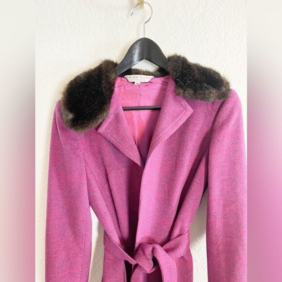Trina Turk coat with fur trim collar in fuchsia purple 6 - Picture 5 of 9